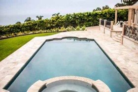 large-pool-with-jacuzzi-and-stone-pavers
